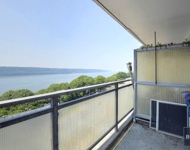 1380 Riverside Drive - Photo Thumbnail 6