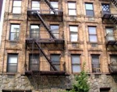 East 25th Street - Photo Thumbnail 7