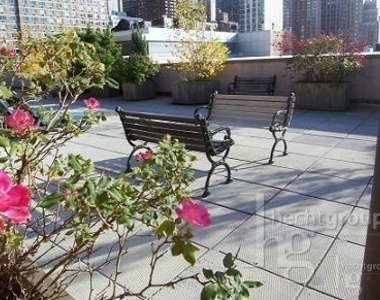 West 54th Street - Photo Thumbnail 9