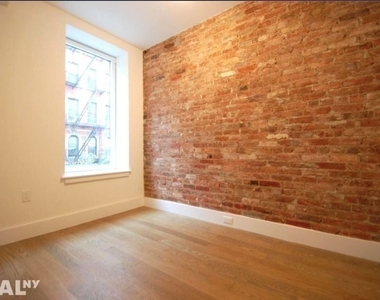 143 Ludlow St - Photo Thumbnail 3