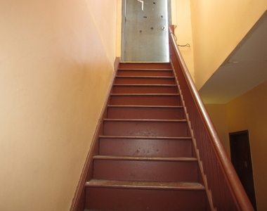 321 Schaefer Street - Photo Thumbnail 9