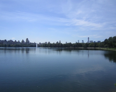 293 Central Park West - Photo Thumbnail 14
