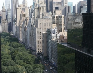 45 West 60th Street - Photo Thumbnail 9