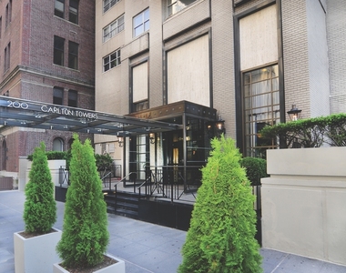 200 east 64th street - Photo Thumbnail 1