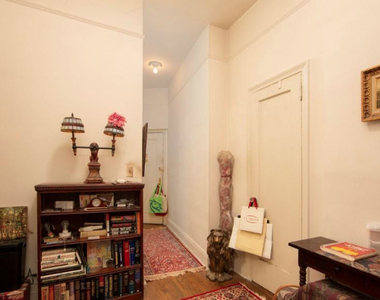 118 East 91st Street - Photo Thumbnail 4