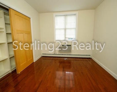 26-42 28th Street - Photo Thumbnail 9