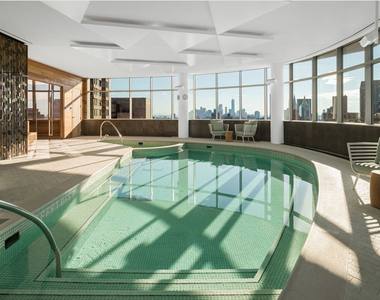 225 East 39th Street - Photo Thumbnail 9