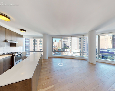 225 East 39th Street - Photo Thumbnail 3