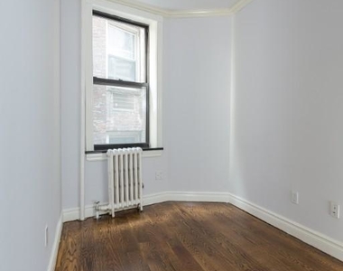 326 e 35th st - Photo Thumbnail 0