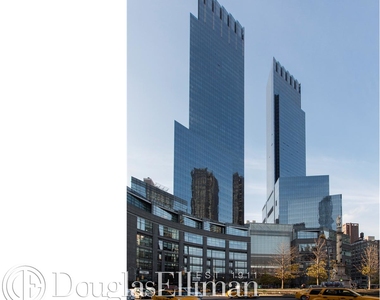 25 Columbus Circle - Photo Thumbnail 10