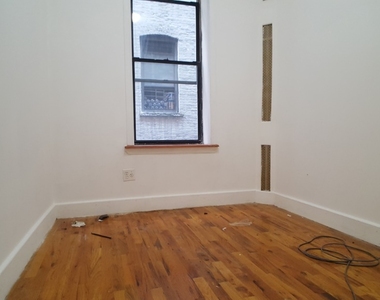 545 West 158th Street - Photo Thumbnail 2