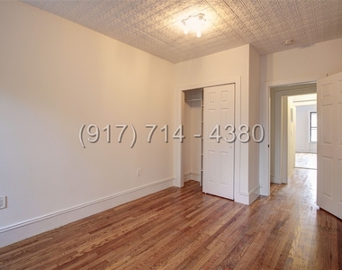 70 Halsey St - Photo Thumbnail 5