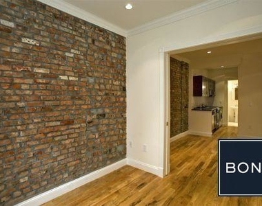 309 Mott Street - Photo Thumbnail 2