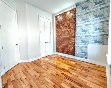 870A Dekalb Ave - Photo Thumbnail 3