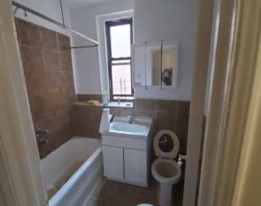 W 231st Kingsbridge ave - Photo Thumbnail 4