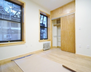 110 Madison St - Photo Thumbnail 2