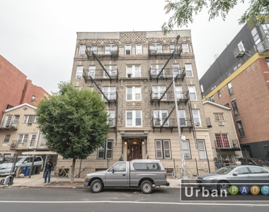 709 Dekalb Avenue  - Photo Thumbnail 6