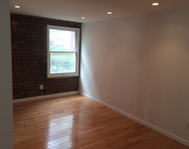 216 East 36 Street  - Photo Thumbnail 3