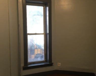 144 Stuyvesant Ave - Photo Thumbnail 4