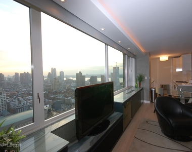 322 West 57th St - Photo Thumbnail 1