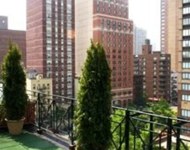 East 96th Street 2nd Avenue  - Photo Thumbnail 4