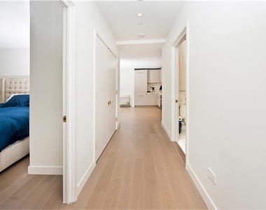 305 East 51st Street - Photo Thumbnail 7