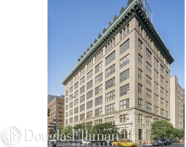 421 Hudson St - Photo Thumbnail 1