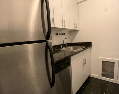 405 East 56th Street, Apt. 9l - Photo Thumbnail 1