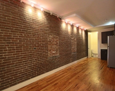 161 Maujer Street  Brooklyn, NY 11206 - Photo Thumbnail 2