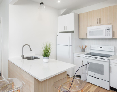 818 Lexington Ave - Unit: 2D - Photo Thumbnail 10