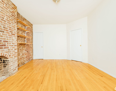 28 St Marks Ave - Unit: 1 - Photo Thumbnail 9