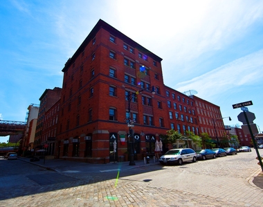 257 Water Street - Photo Thumbnail 12