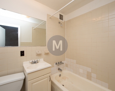 261 West 29th Street - Photo Thumbnail 7