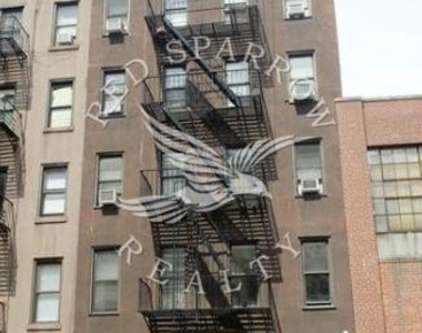 West 48th Street - Photo Thumbnail 0