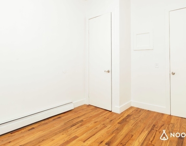 279 Cornelia St, Brooklyn - Photo Thumbnail 0