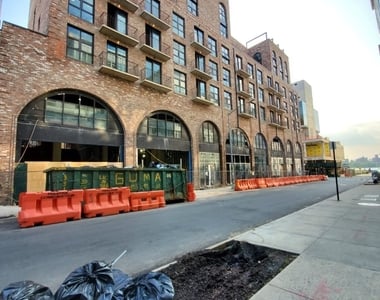 187 Kent Ave - Photo Thumbnail 5