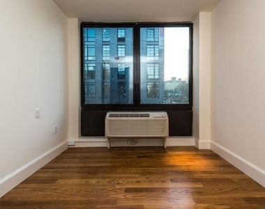 1 Duffield St, Brooklyn - Photo Thumbnail 7