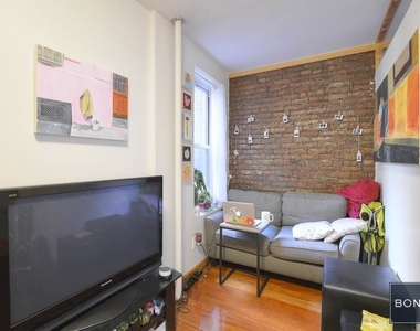 520 East 11th Street  - Photo Thumbnail 7