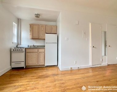 936 West End Avenue - Photo Thumbnail 2