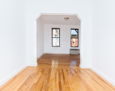 678 Grand St - Photo Thumbnail 9