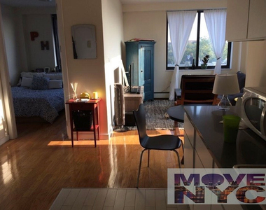 924 Metropolitan Avenue - Photo Thumbnail 0