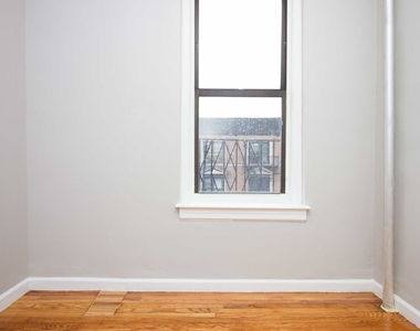 809 Park Pl  - Photo Thumbnail 1