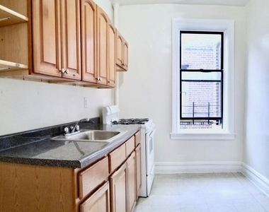 621 Lefferts Ave  - Photo Thumbnail 1