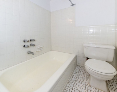 21 West 87th Street - Photo Thumbnail 3