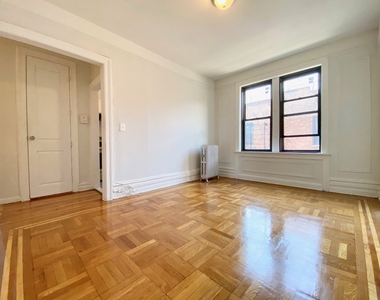 15 Woodruff Avenue - Photo Thumbnail 3