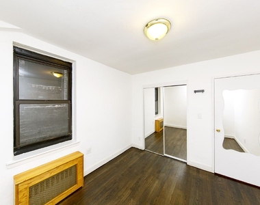 342 East 55th Street - Photo Thumbnail 2