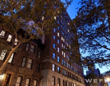 West 71st Street - Photo Thumbnail 0