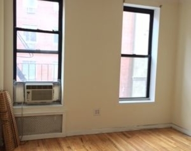 104 Suffolk Street - Photo Thumbnail 2