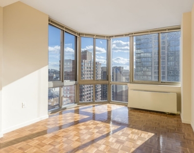 100 west 26th st - Photo Thumbnail 1