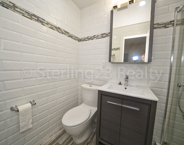 21-8 Steinway Street - Photo Thumbnail 6